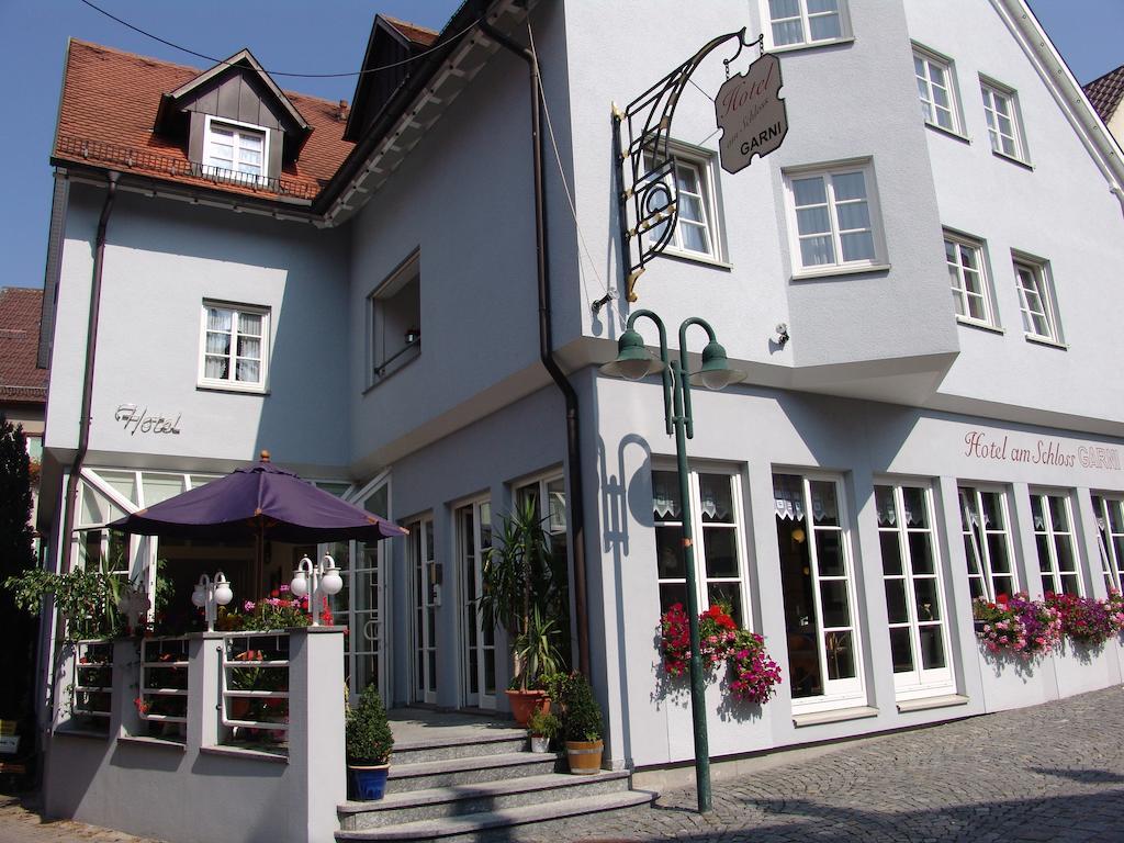Hotel Am Schloss Neuenstein ภายนอก รูปภาพ