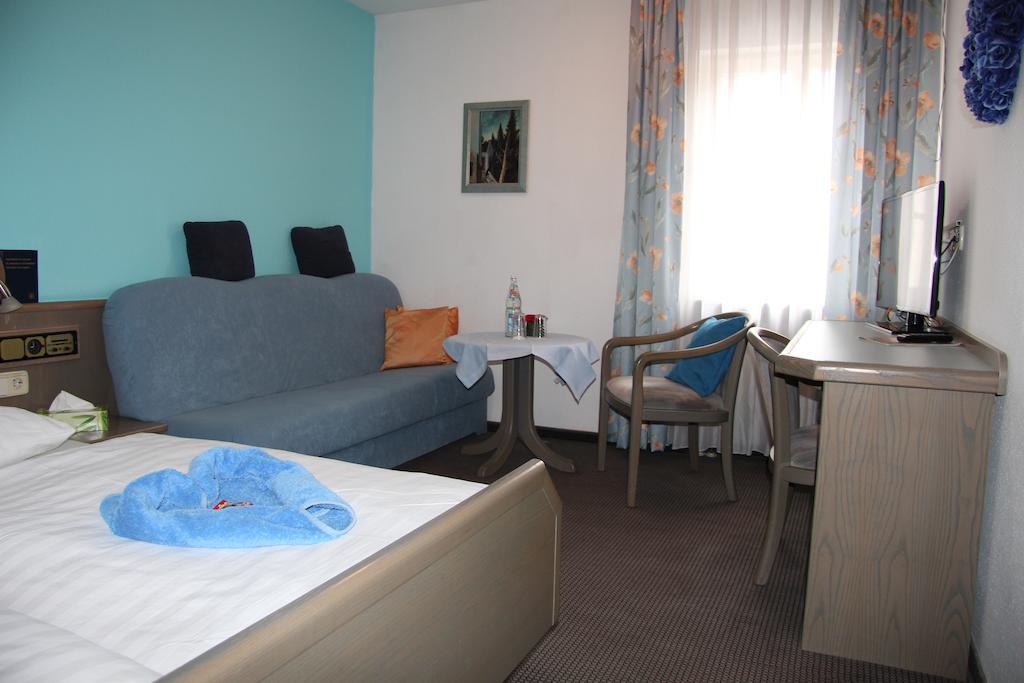 Hotel Am Schloss Neuenstein ห้อง รูปภาพ